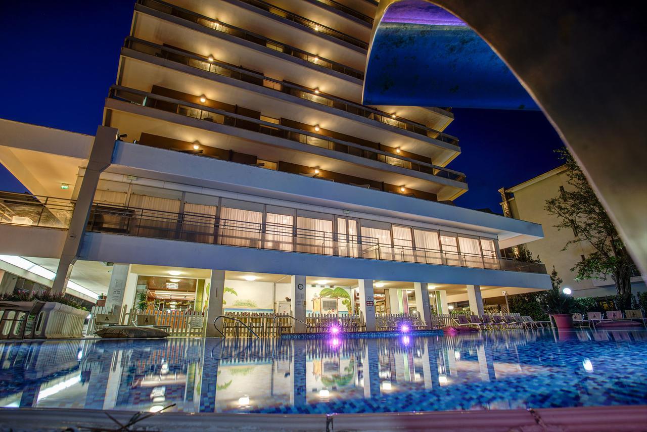 Hotel Gambrinus - Valentini Family Village Bellaria-Igea Marina Dış mekan fotoğraf