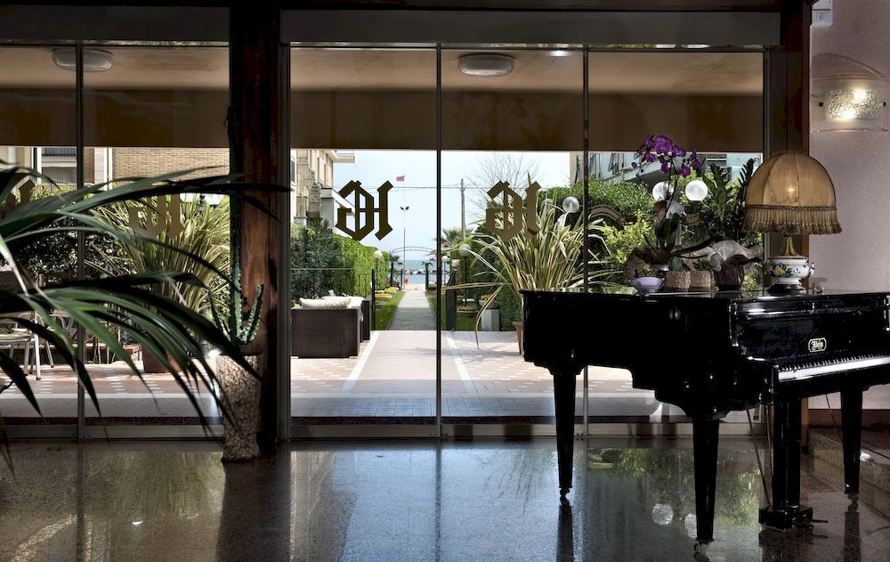 Hotel Gambrinus - Valentini Family Village Bellaria-Igea Marina Dış mekan fotoğraf